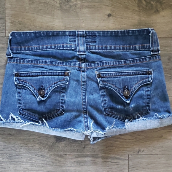 Vintage Hudson Jeans Cut off Shorts - Picture 4 of 12